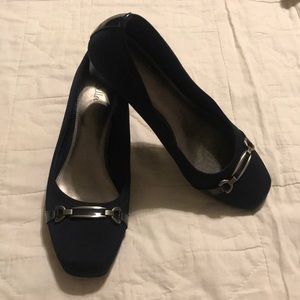 Abella Navy blue wedge size 10